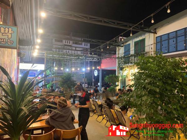 Sang quán cafe