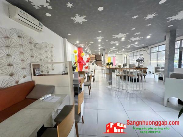 Sang quán cafe