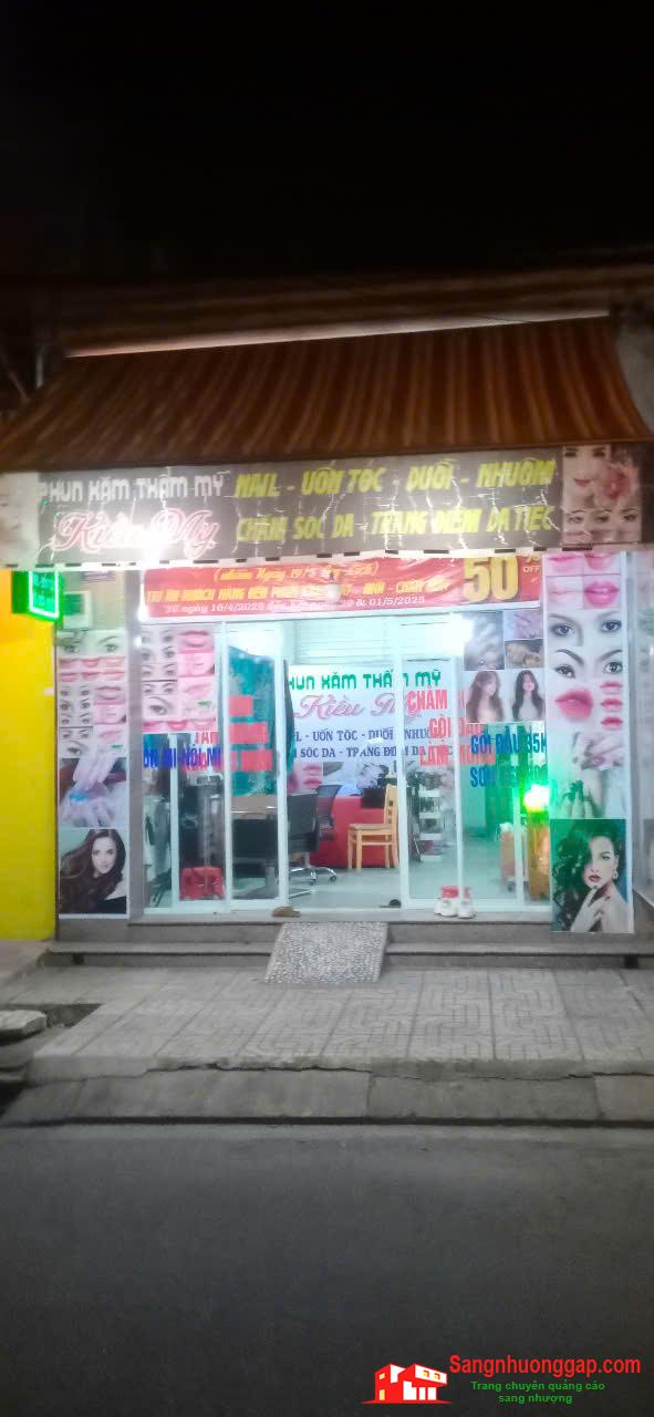 Cần Sang Nhượng Tiệm Tóc - Nail Ở Quận Tân Phú