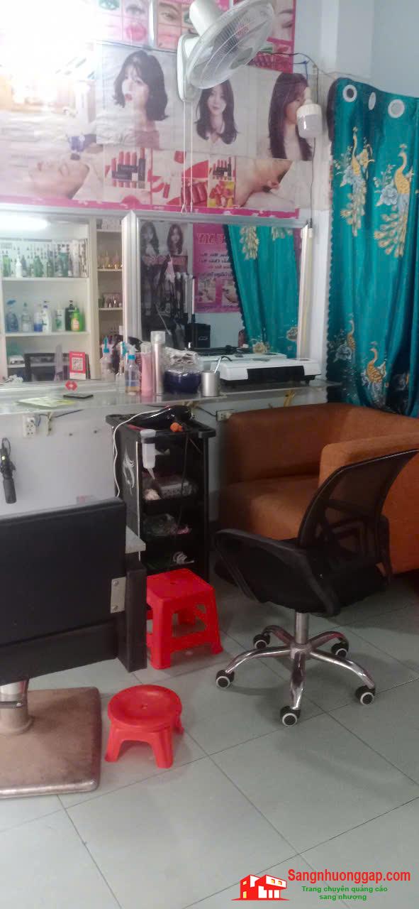 Sang tiệm tóc - nail