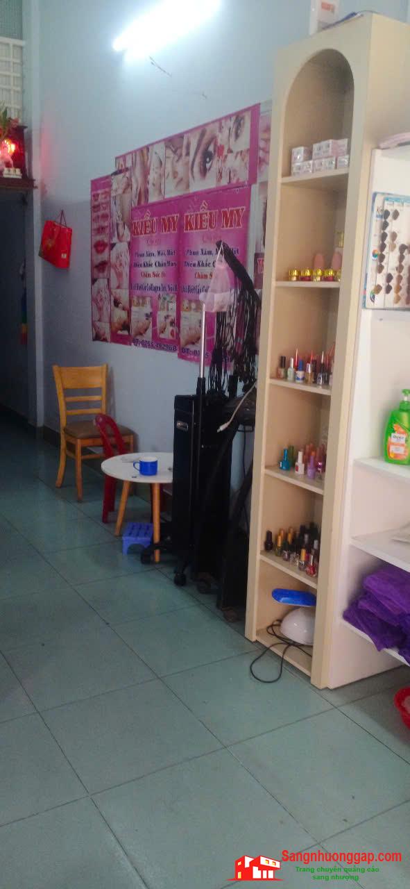 Sang tiệm tóc - nail