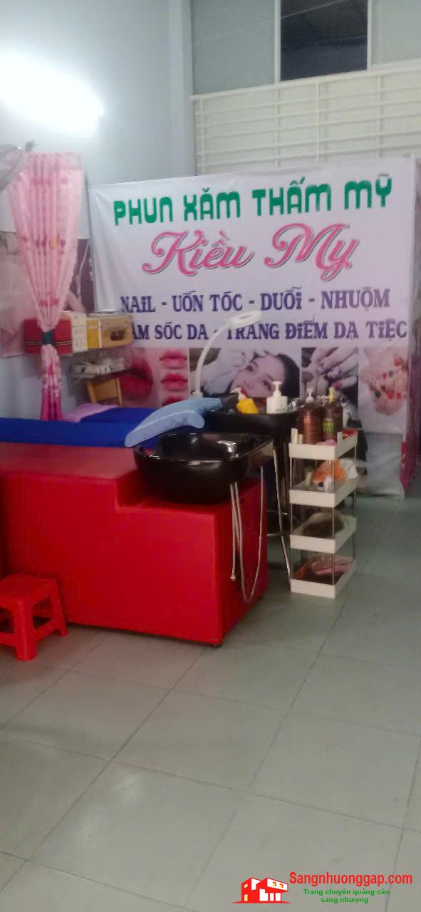 Sang tiệm tóc - nail