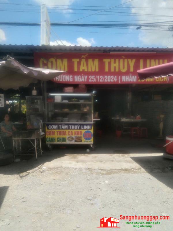Sang quán cơm