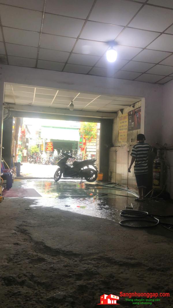 Sang tiệm rửa - sửa xe