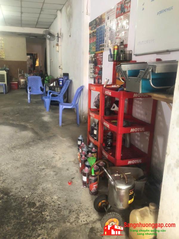 Sang tiệm rửa - sửa xe