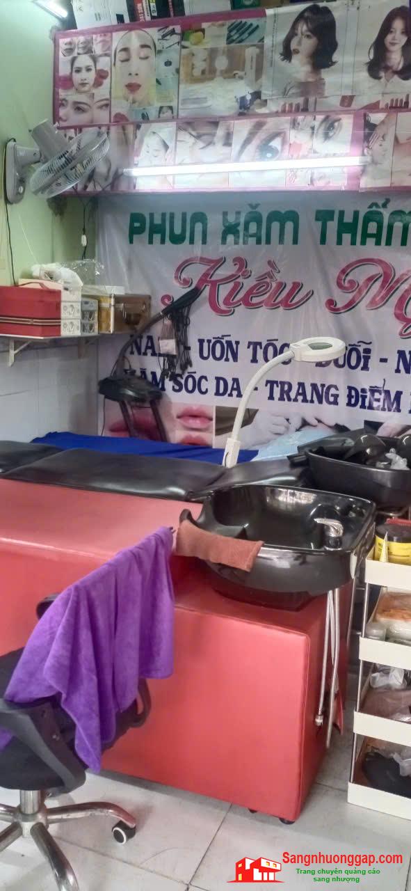 Sang tiệm tóc - nail