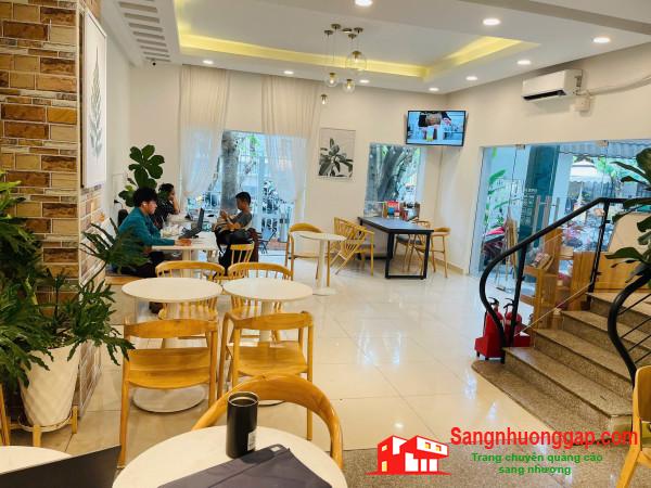 Sang quán cafe
