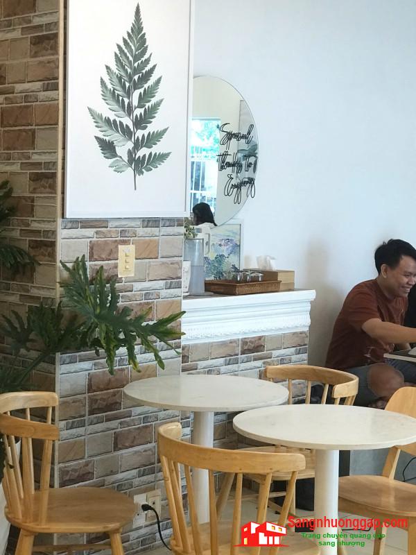 Sang quán cafe
