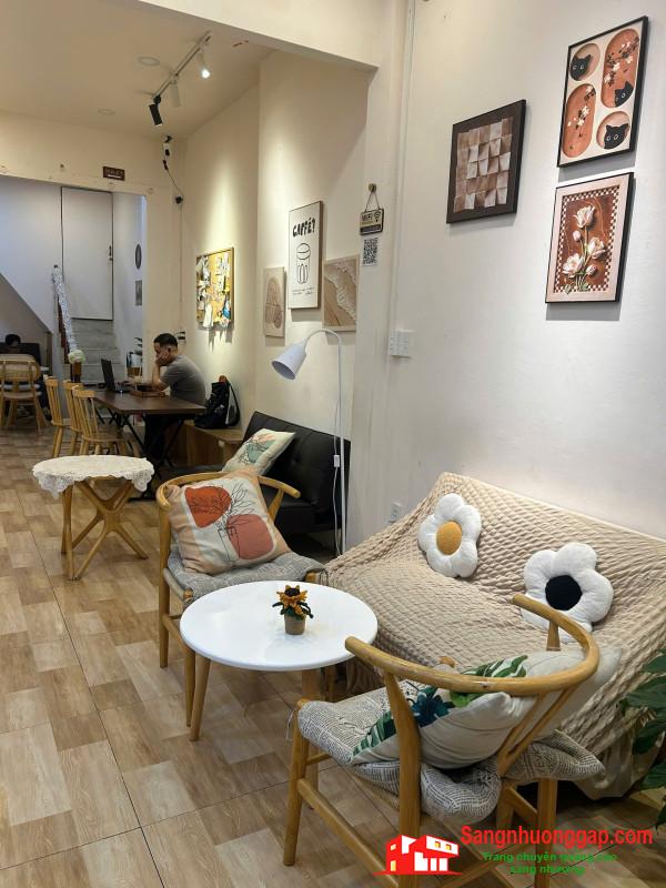 Sang quán cafe