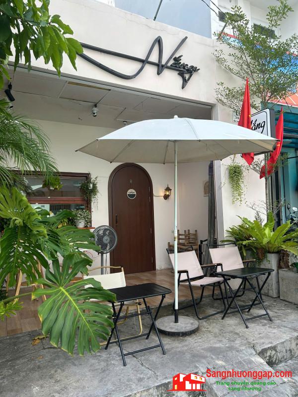 Sang quán cafe