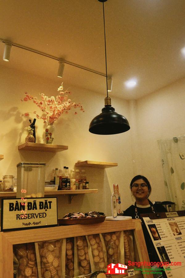 Sang quán cafe