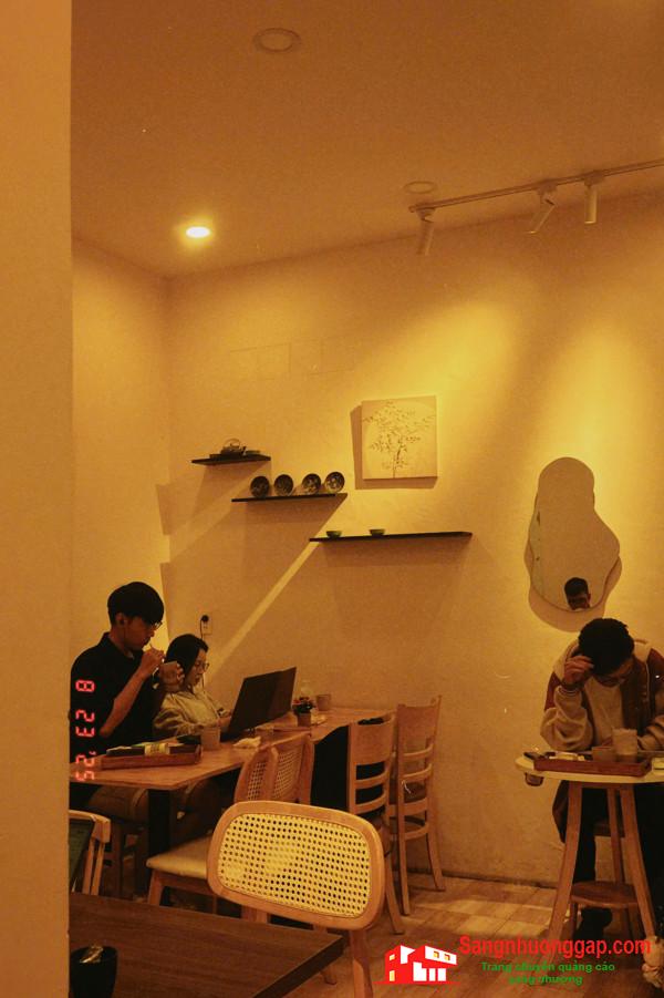 Sang quán cafe