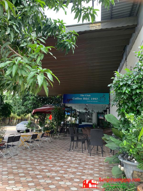 Sang quán cafe