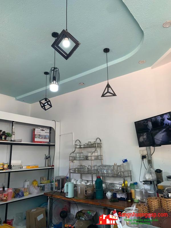 Sang quán cafe