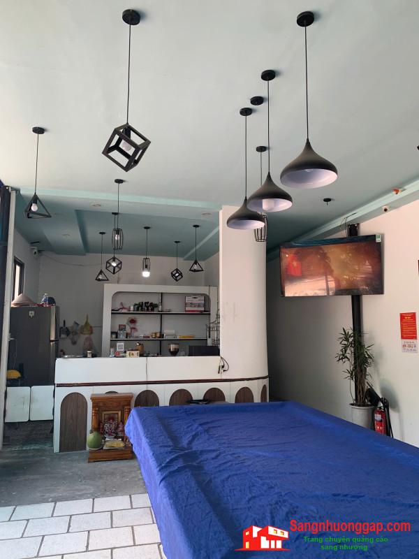 Sang quán cafe
