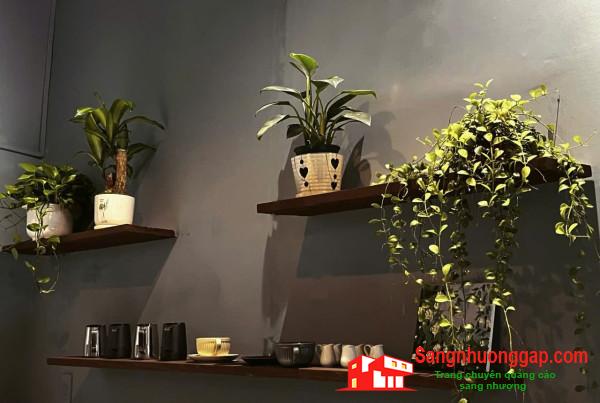 Sang quán cafe
