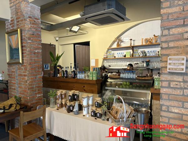 Sang nhà hàng Sang nhà hàng