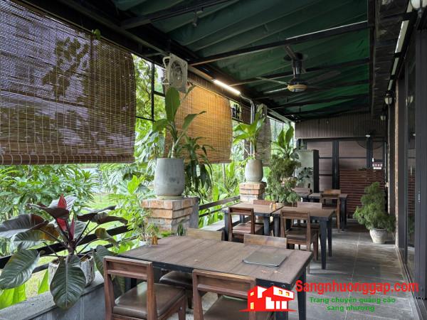 Sang nhà hàng Sang nhà hàng