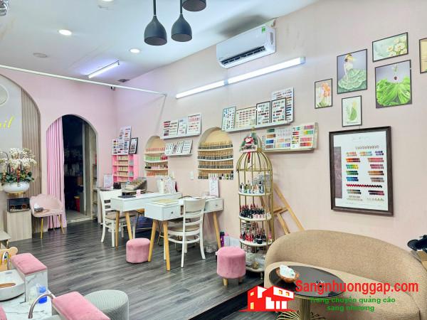 Sang tiệm tóc - nail