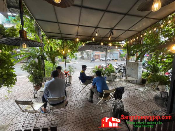 Sang quán cafe