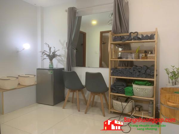 Sang tiệm tóc - nail