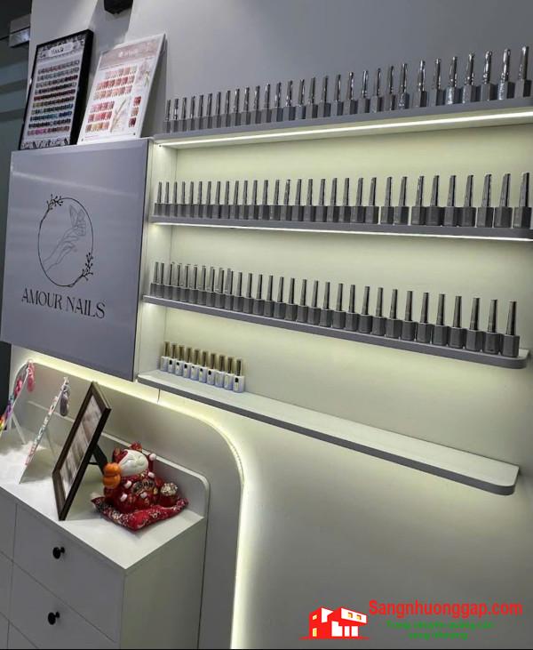 Sang tiệm tóc - nail