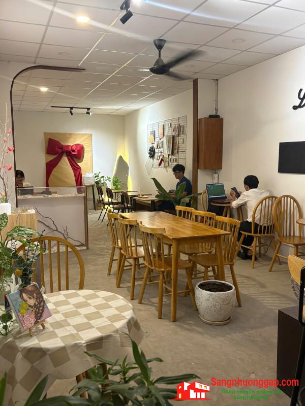 Sang quán cafe