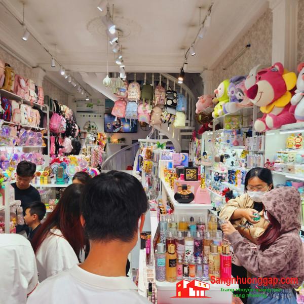 Sang nhượng cửa hàng