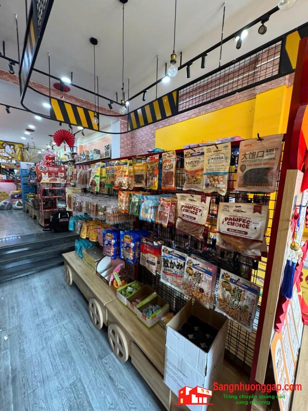 Sang cửa hàng thú nuôi