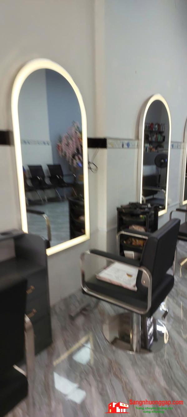 Sang tiệm tóc - nail