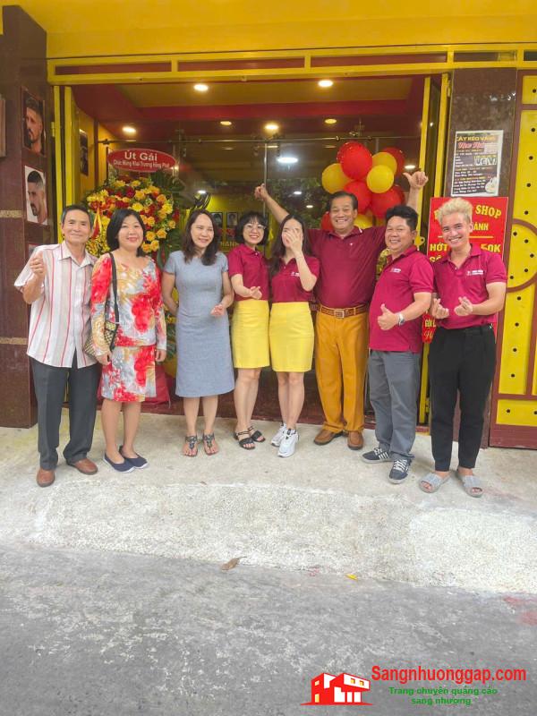 Cần Tuyển 2 Nữ Gội Đầu Tại Phú Nhuận