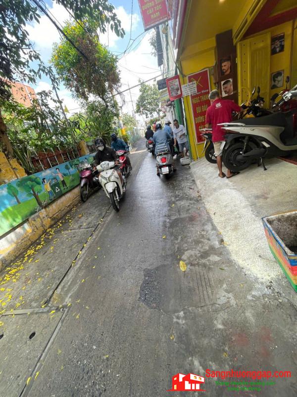 Sang tiệm tóc - nail