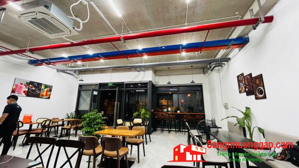 Sang quán cafe