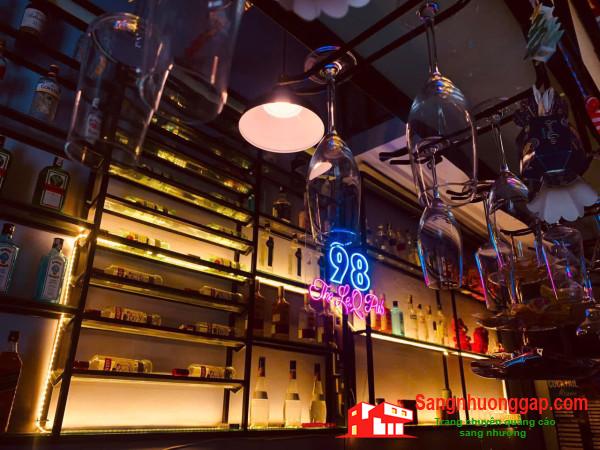 SANG NHƯỢNG QUÁN PUB TẠI TRUNG TÂM TP. VIỆT TRÌ 