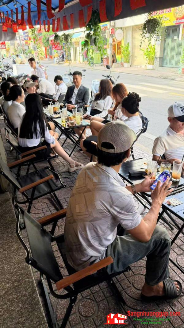 Sang quán cafe