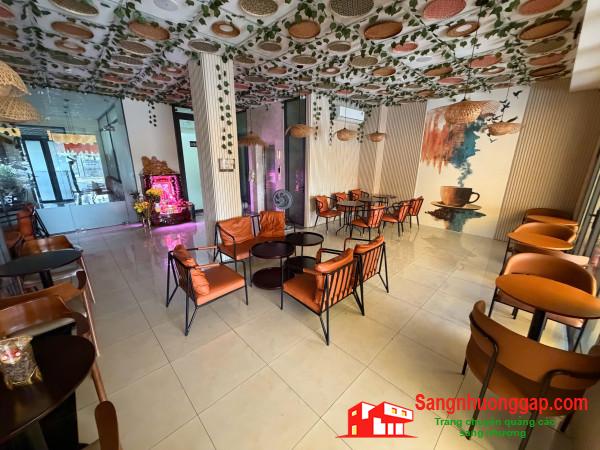 Sang quán cafe