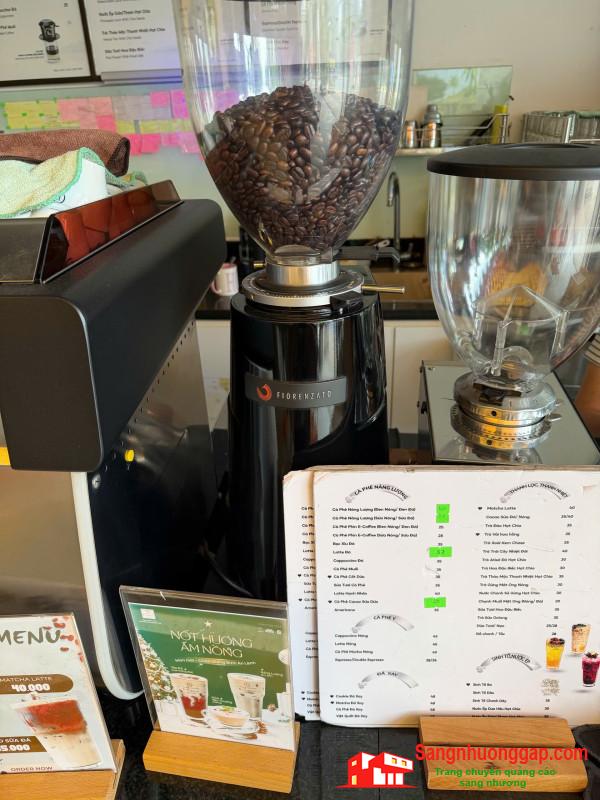 Sang quán cafe