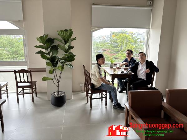 Sang quán cafe