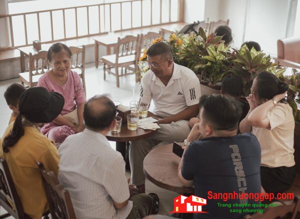 Sang quán cafe