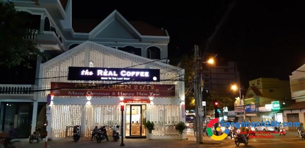 Cần sang quán the Réal Coffee, 18 Nguyễn Trường Tộ, phường 3, thành phố Vũng Tàu.